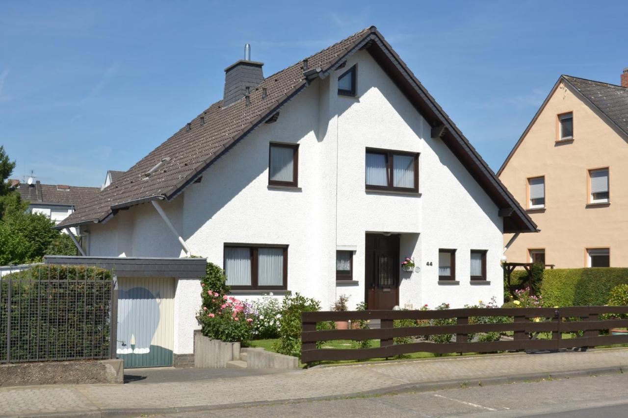 Ferienwohnung Heinen Андернах Экстерьер фото